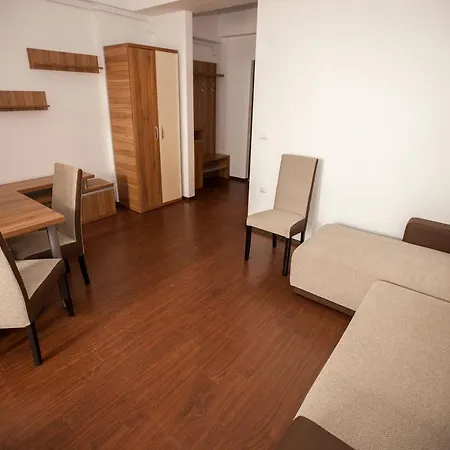 Apartment Vogue Summerland